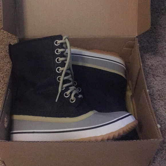 Sorel women’s boots Sz 6 NWT (1964 Premium LTR) - Picture 1 of 6